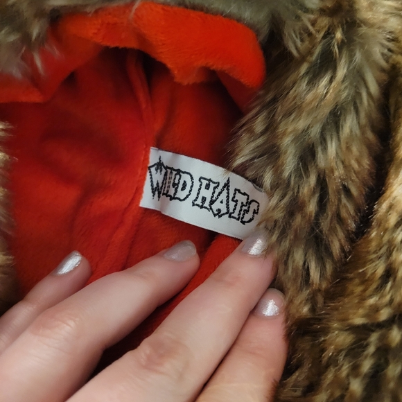 Fluffy Fox/Cat Hat/Scarf - Picture 5 of 12